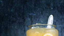 Cara membuat limun buatan sendiri dari lemon: resep terbaik