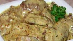 How to cook chicken liver so that it is soft and juicy in a frying pan
